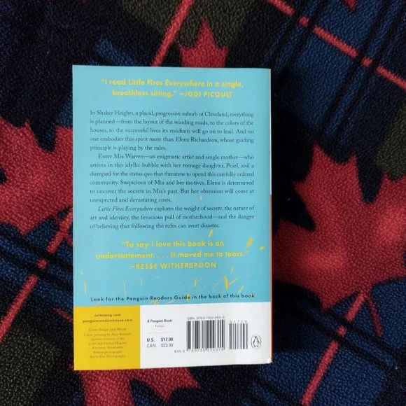 📚 Novel - Little Fires Everywhere - Picture 2 of 2